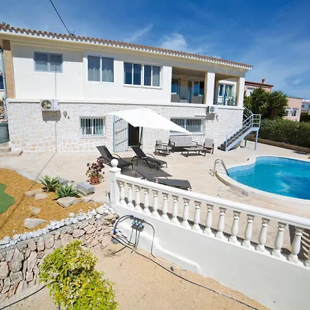 Apartmán Dreamvilla.2 *